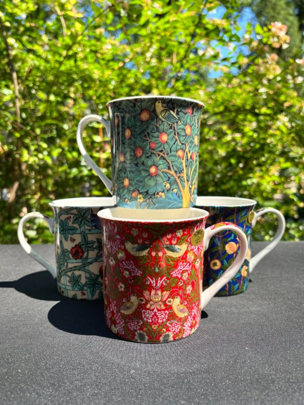 William Morris Fine China Mugs SET OF 4 Leonardo Collection NWT - Picture 4 of 4